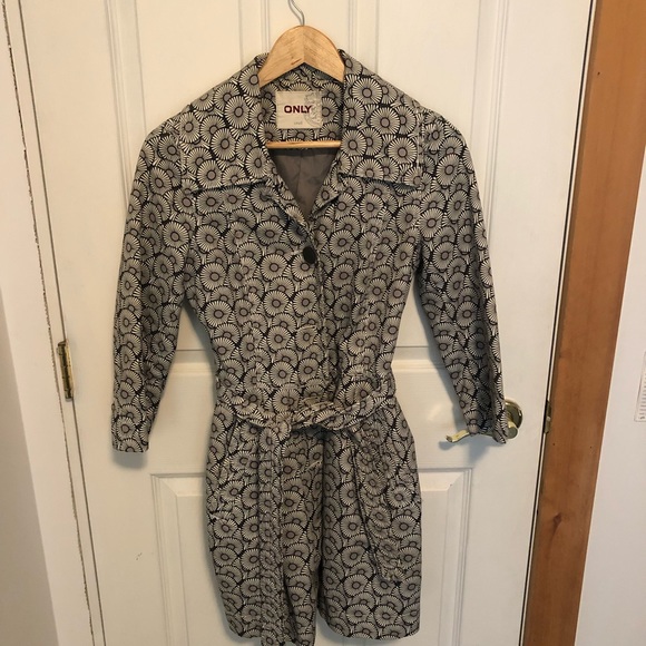 Only Jackets & Blazers - Spring Coat Small Only